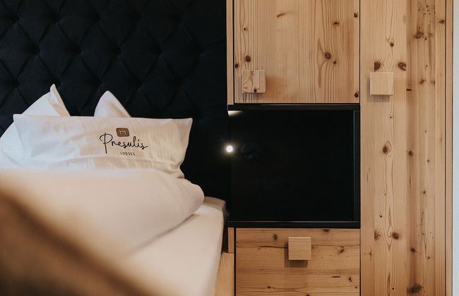 Presulis Hideaway Apartments & Restaurant - Photo 7