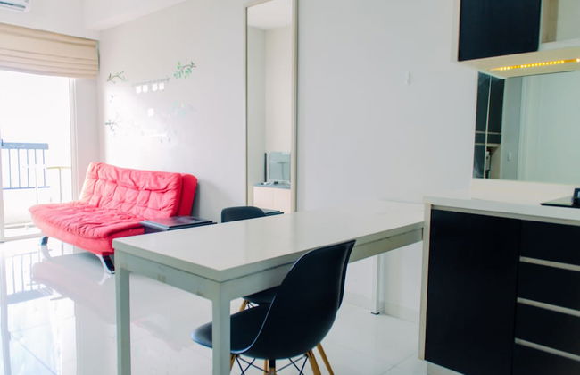 Fancy and Nice 1BR Apartment at Silkwood Residence - Photo 16