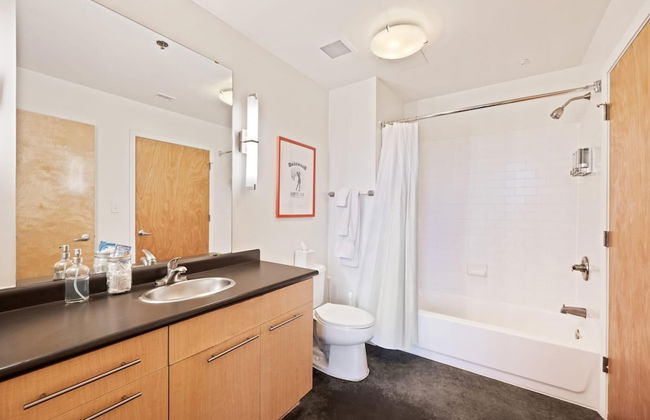 Austin Inspiring 2BD 2BA 2nd Street District Apartment - Foto 16