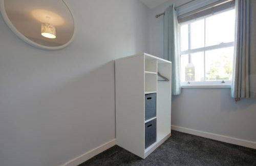 Crewe Short Lets 1 Victoria Court, Crewe - Photo 3