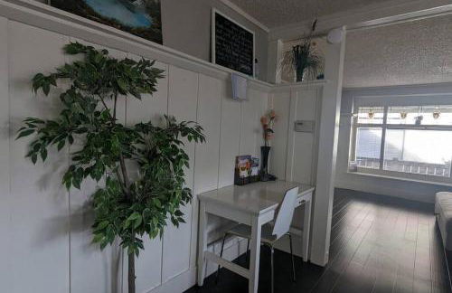 Walker's Paradise 1 with 2 free parking lots - Foto 26