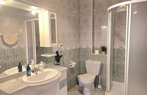 BeachFront Mediterranean Retreat - Foto 12