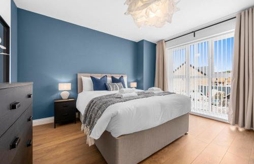 NEW Wincham Brook 3BR Home - Long Stays Welcome - Photo 3