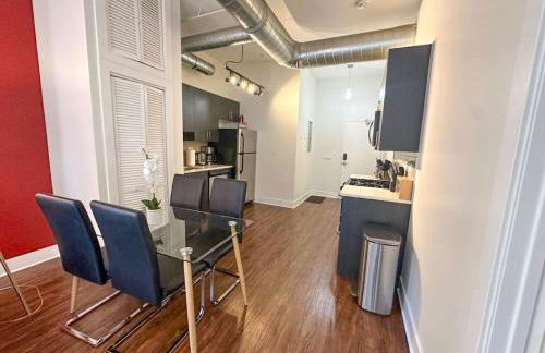 South Loop 3BR 420-Friendly Suite Near McCormick 2001 S State St - 3B - Foto 15