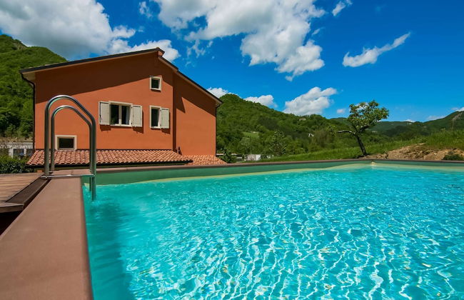 Villa in Borgo Pace With Private Pool - Foto 16