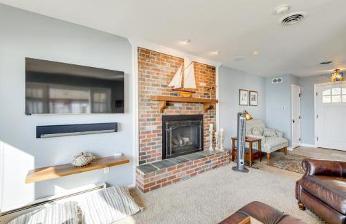 Pool and Stunning Water Views Kent Island Home! - Foto 6