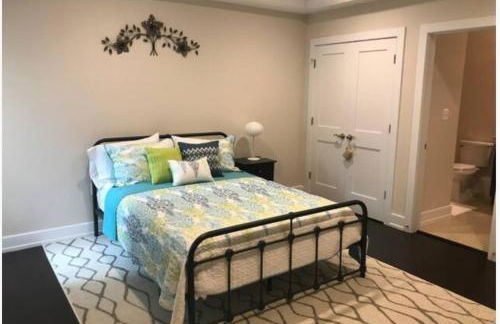 Entire Extra Large Luxury 3 Bedrooms Condo - Photo 37