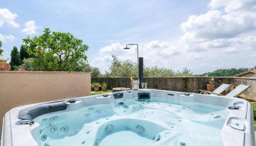 VILLA Castel del Monte - Panoramic Tuscan Villa with Jacuzzi - Foto 3