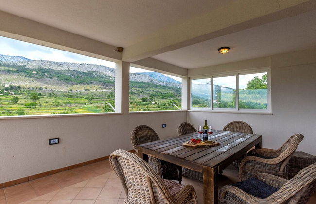 Serene Rural Villa With Pool, Sun Deck, and Children's Play Area - Foto 26