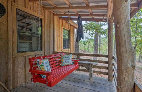 Wright City Cabin with Fire Pit and Forest Views! - Foto 17