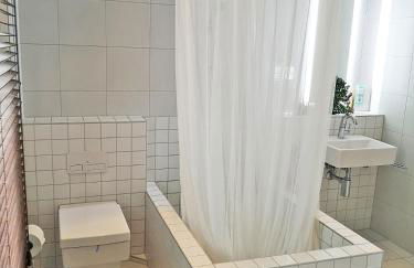 Münsing Nähe Starnberger See, schöne Ferienwohnung, Gästewohnung 125qm EG und OG KONTAKTFREI - Foto 28