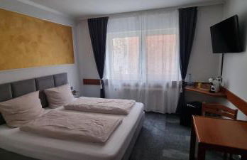 Doppelbett - Gästezimmer - 11min von Gießen 8,4km in Fernwald-Steinbach - Foto 25