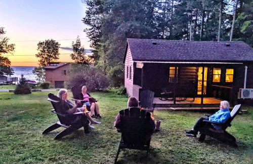 Cozy Cottage Lake Access Fire Pit - Foto 1