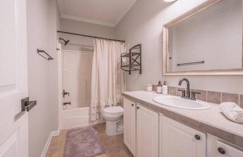 Oasis on 151 - Ideal Location on Brew Ridge Trail - Foto 18