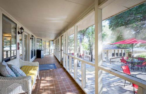 Deck and Cliffside Belton Lake Views Temple Retreat - Foto 24