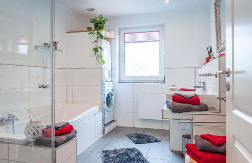 Birgits Huuske - Photo 23