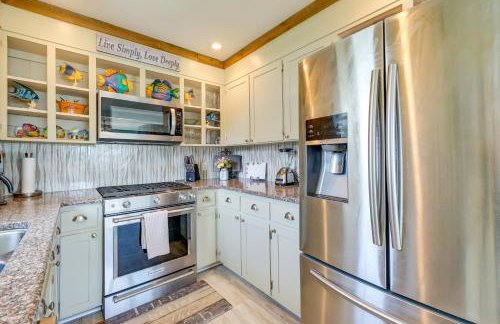 Charming Surf City Beach House - Walk to Ocean! - Foto 3