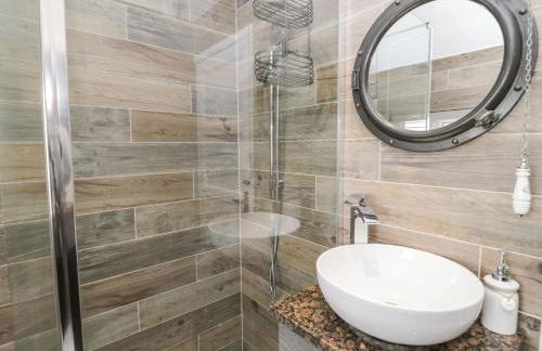 2 Old Coastguard House - Photo 38