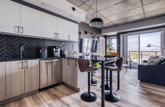 Appartement Luxe | Incredible Sunset View - Pool - Parking - Near Old Québec - Foto 12