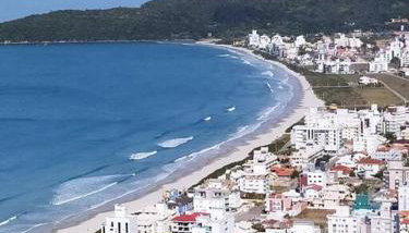 Apartamento em palmas gov celso ramos 70 m do mar - Foto 4