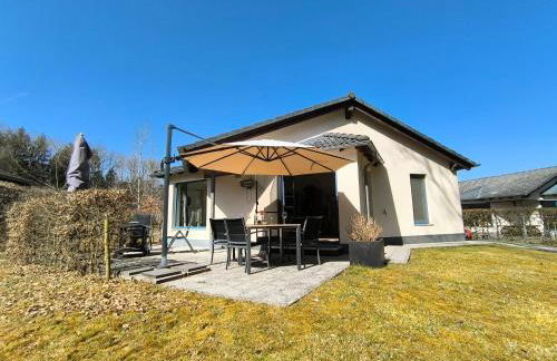 Luxuriöses, familienfreundliches Ferienhaus ,,Amy,, mit Whirlpoolwanne, Kamin und Garten - Foto 9