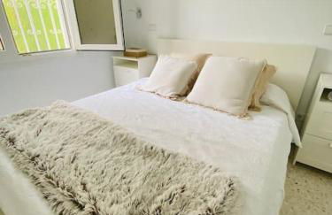 Impresionante Villa con piscina climatizada - OLIVA NOVA - Photo 14