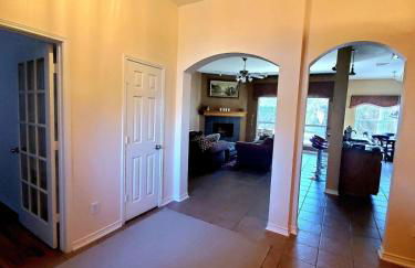 Lovely Lakeside Living - Foto 30