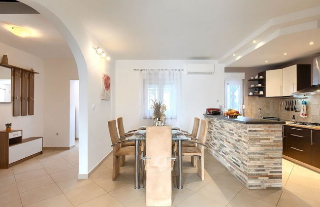 Villa in Galizana With Bubble Bath - Foto 26