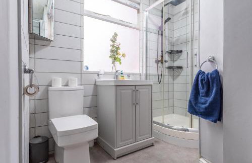 Airfield Manor - Photo 8