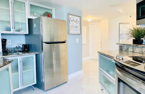 OCEAN BAY VIEWS 2Bdr 2Bath BEACH CONDO PARKING - Photo 40