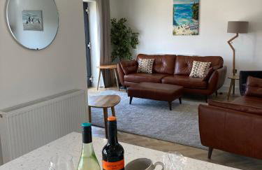 Galwad y Mor - Balcony, Sea View, Short walk to beach & several eateries - Foto 11