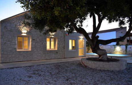 The Well, Stavros - Foto 15