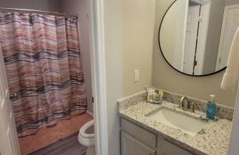 Studio 409 Spring Lake - Fayetteville Near Fort Brag - Accessible 1st Floor with Self Check-in and Premium Wifi - Foto 21