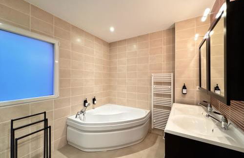 Villa Nausicaa - Circuit des 24h du Mans - Piscine - Photo 16