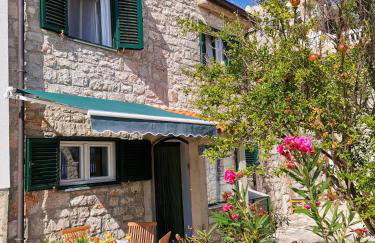 Stone House on the Waterfront in Jezera, Murter Island - Foto 1