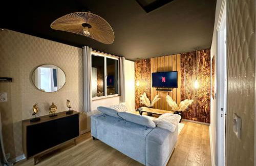 Premium suite with jacuzzi - Photo 51