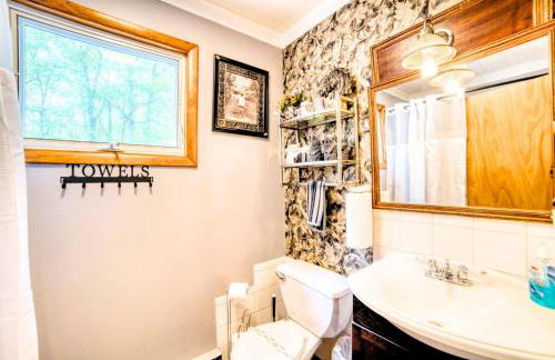 1mi to Lake Wallenpaupack | Firepit | Pet Friendly - Foto 17