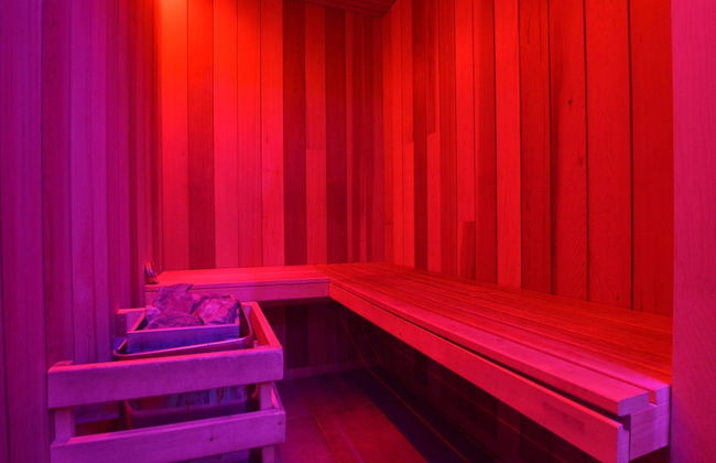 Chic Retreat Near Lake & Fens - Photo 26