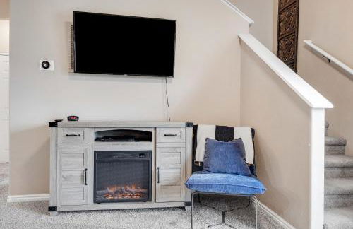 Near Tamarack AC Kitchen TV Washer Dryer - Foto 26