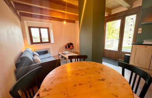 Gîte élégant en pleine nature avec terrasse, départ randonnées, parking privé et équipements inclus - FR-1-589-384 - Foto 9