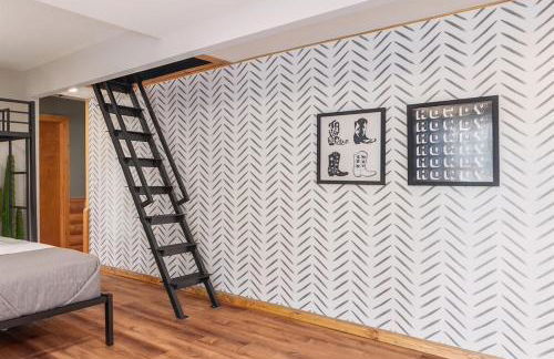 Fitzhugh Lodge - Pool, Poker, Pickleball, Sleeps 16 - Foto 45