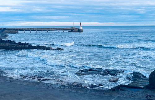 Amazing sea views and hot tub - Photo 40