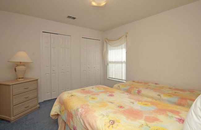 Greater Groves-4 Bedrooms Home W/pool-5204GG Home by RedAwning - Photo 4