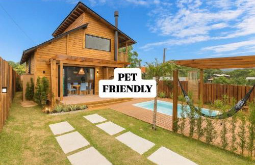 Casa com Banheira, Piscina e Quadra de Areia - Foto 1