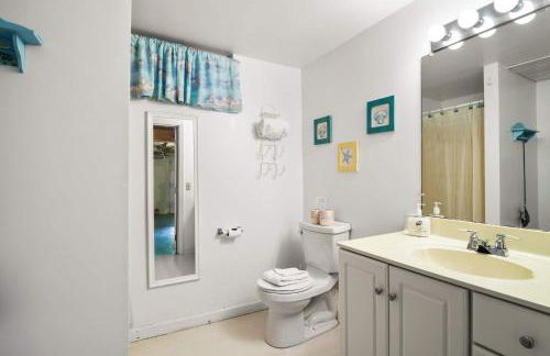 Water Views Walk to Beach Dogs Welcome - Photo 29