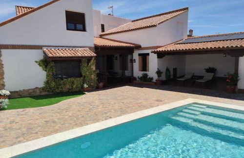 LA CASA DE ELENA - Foto 1