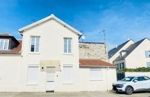 Maison Individuelle Tout Confort Terrasse Extérieur Proche Parc Asterix, Aéroport Roissy CDG, Paris, Disney, Château de Chantilly - Foto 2