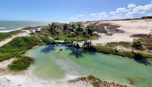 Duplex de 2 quartos com ar condicionado , piscina e estacionamento - Foto 2