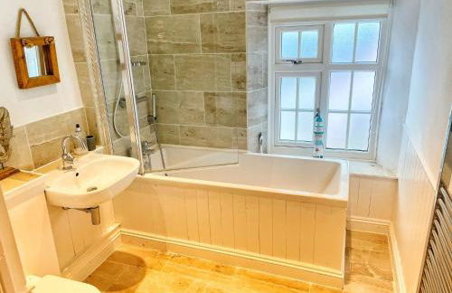 Cornwall Coastal Cottage - Beautiful & Stunning - Photo 18