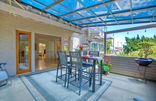 Serene Coastal Home Sleeps 8 - 1 Mile from Beach - Foto 20